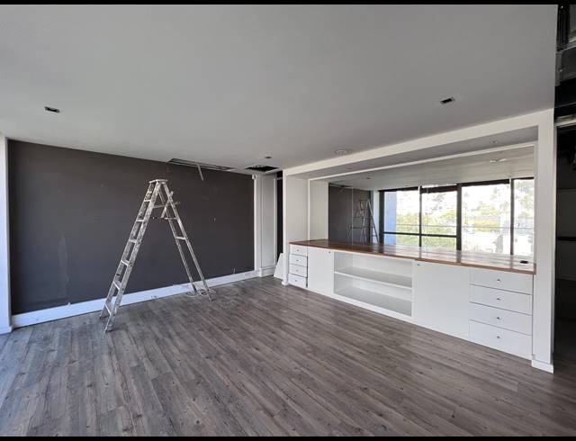 305M² OFFICE TO LET IN SEA POINT